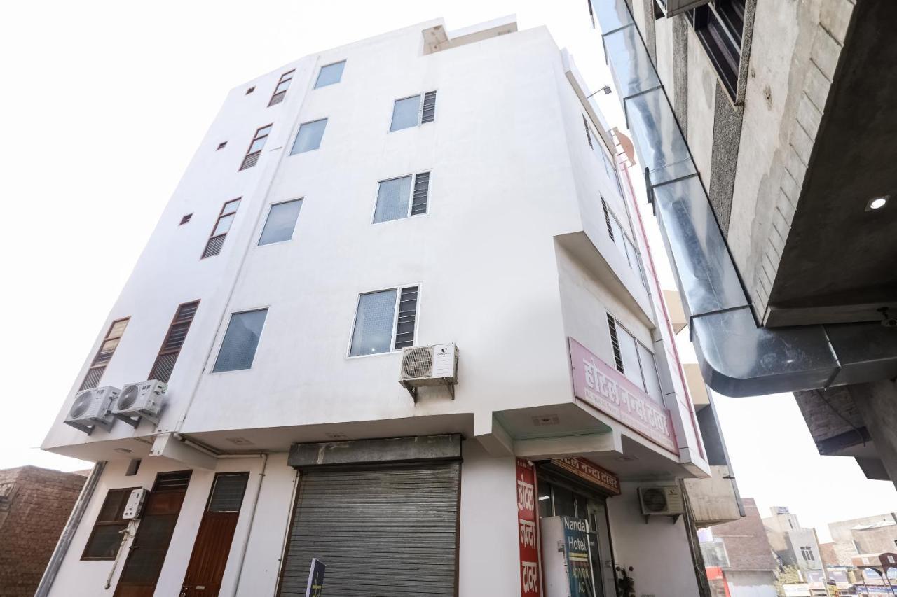 Oyo 69534 Hotel Nanda Tower Hanumāngarh Esterno foto